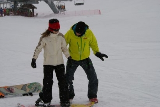  Clases particulares de snowboard en los Altos Alpes